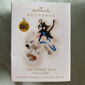 Hallmark keepsake ornament 2009 One Unlikely Team!! 🤩💗💕